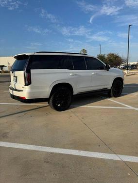 2024 Cadillac Escalade Sport