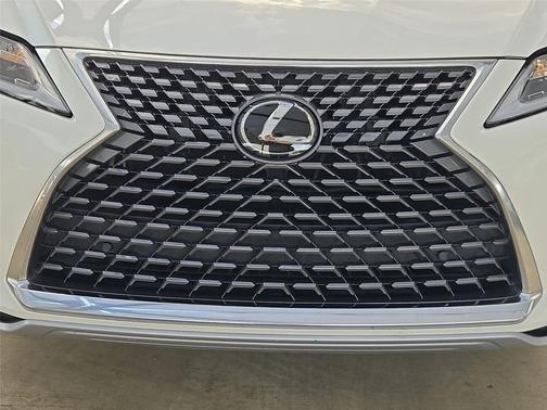 Eminent White Pearl 2022 Lexus RX 350 Base