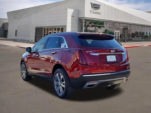 2026 Cadillac XT5 Premium Luxury