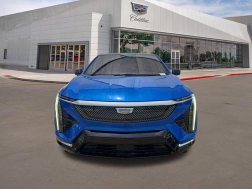 Coastal Blue Metallic 2026 Cadillac OPTIQ Luxury