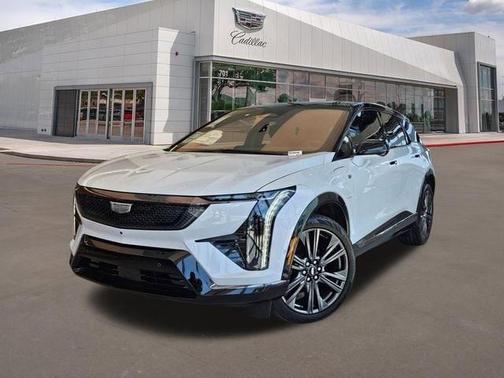 Vibrant White Tricoat 2026 Cadillac OPTIQ Premium Sport