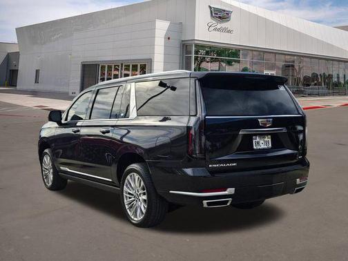 2026 Cadillac Escalade ESV Luxury