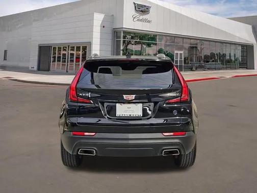 2023 Cadillac XT4 Luxury