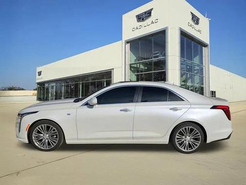 2025 Cadillac CT4 Premium Luxury RWD