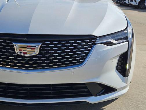 2025 Cadillac CT4 Premium Luxury RWD