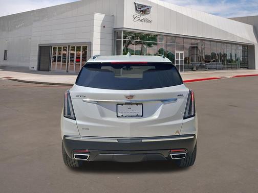 Crystal White Tricoat 2026 Cadillac XT5 Sport