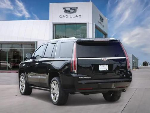 2017 Cadillac Escalade Premium Luxury