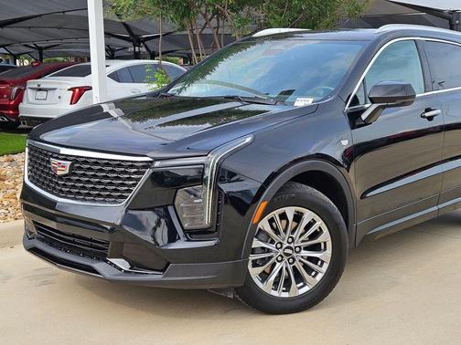 Stellar Black Metallic 2024 Cadillac XT4 Premium Luxury