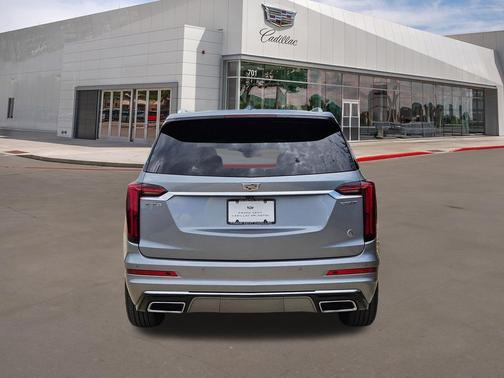 Argent Silver Metallic 2024 Cadillac XT6 Luxury FWD