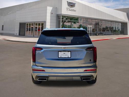Argent Silver Metallic 2024 Cadillac XT6 Luxury FWD