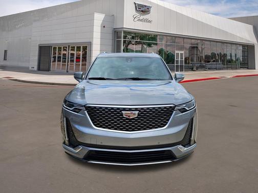 Argent Silver Metallic 2024 Cadillac XT6 Luxury FWD