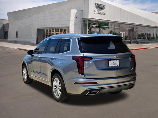 Argent Silver Metallic 2024 Cadillac XT6 Luxury FWD