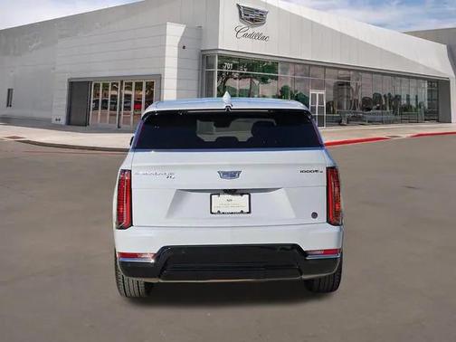 2026 Cadillac Escalade IQ Luxury