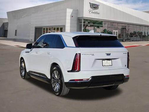 2026 Cadillac Escalade IQ Luxury