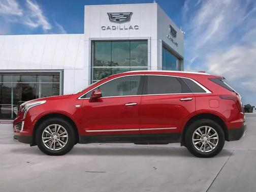 2022 Cadillac XT5 Premium Luxury