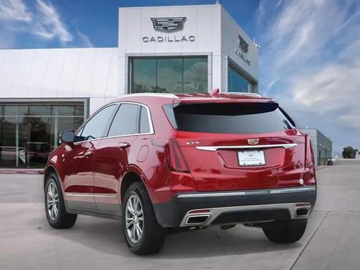 2022 Cadillac XT5 Premium Luxury