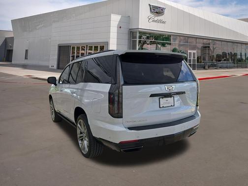 Vibrant White Tricoat 2026 Cadillac Escalade Sport