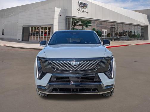 Luna Metallic 2026 Cadillac Escalade IQ Sport