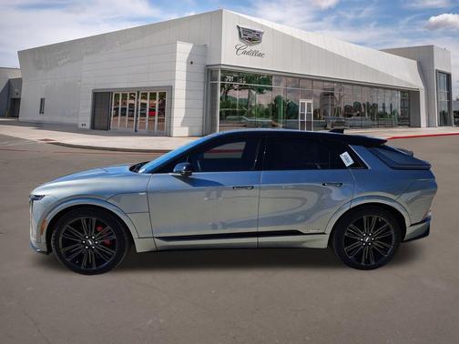 Argent Silver Metallic 2026 Cadillac LYRIQ V Premium