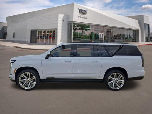 Vibrant White Tricoat 2026 Cadillac Escalade ESV Sport