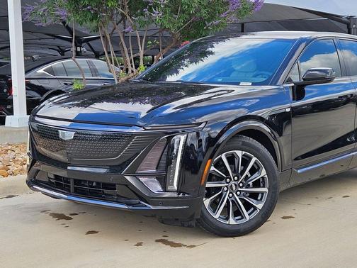 Stellar Black Metallic 2025 Cadillac LYRIQ Sport