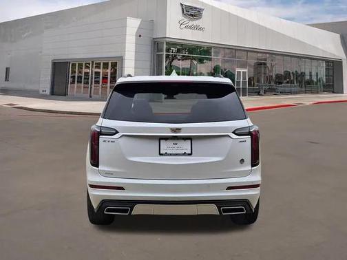 2025 Cadillac XT6 Sport AWD