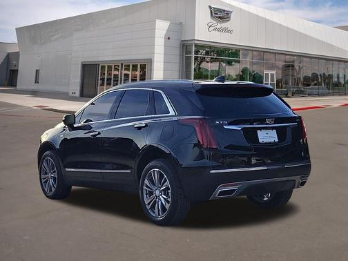 Stellar Black Metallic 2026 Cadillac XT5 Premium Luxury