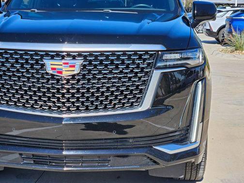 2023 Cadillac Escalade Luxury