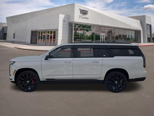 Vibrant White Tricoat 2026 Cadillac Escalade ESV Sport Platinum