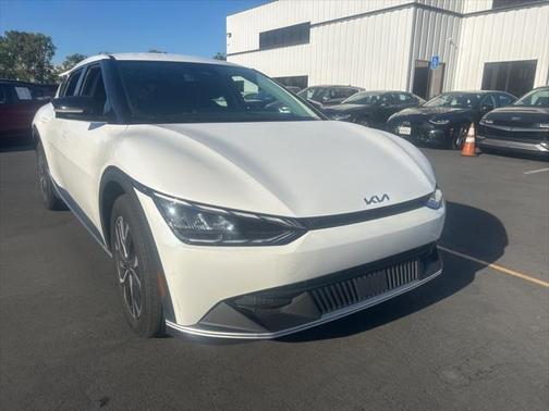 2024 Kia EV6 Light