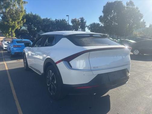 2024 Kia EV6 Light