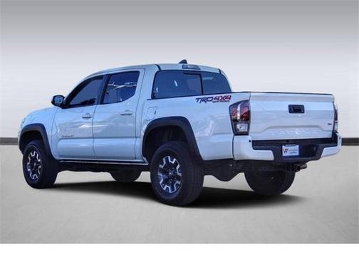 Photo 2 of 30 of 2020 Toyota Tacoma TRD Off Road