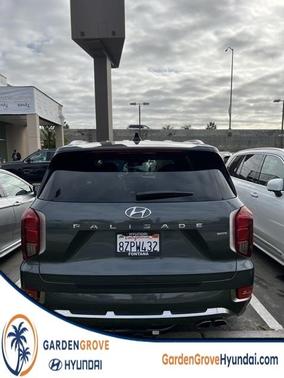 Photo 5 of 10 of 2022 Hyundai Palisade Calligraphy