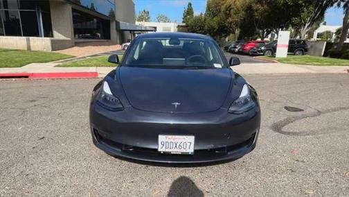 2022 Tesla Model 3 Standard Range