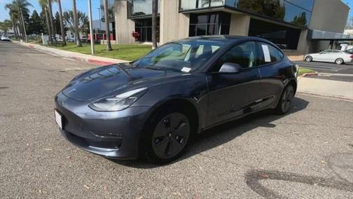 2022 Tesla Model 3 Standard Range