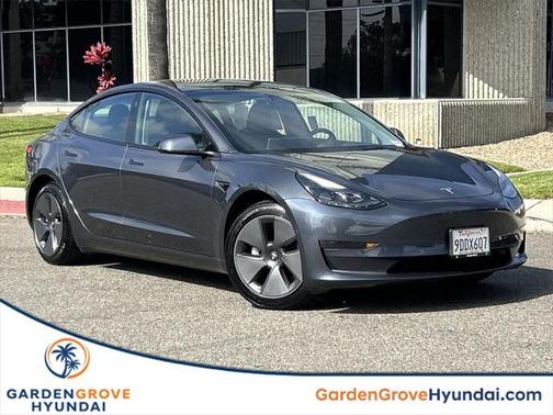 2022 Tesla Model 3 Standard Range