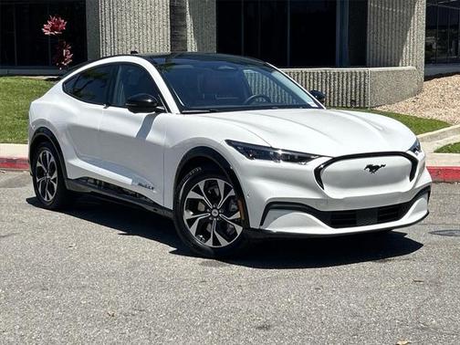2022 Ford Mustang Mach-E Premium