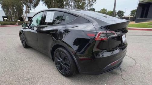 2025 Tesla Model Y Long Range Dual Motor All-Wheel Drive
