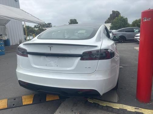 2021 Tesla Model S Plaid