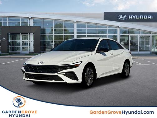 2025 Hyundai ELANTRA HEV SEL Sport