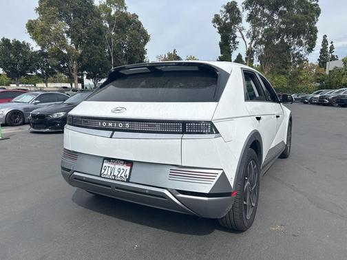 2024 Hyundai IONIQ 5 Limited