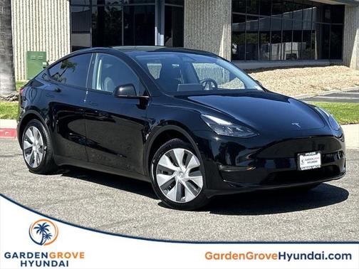 2023 Tesla Model Y RWD