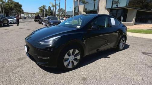 2023 Tesla Model Y RWD