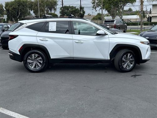 2024 Hyundai TUCSON Hybrid Blue
