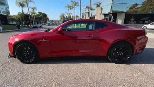 2021 Chevrolet Camaro RWD Coupe LT1