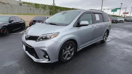 2018 Toyota Sienna SE