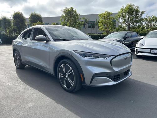 2021 Ford Mustang Mach-E Select