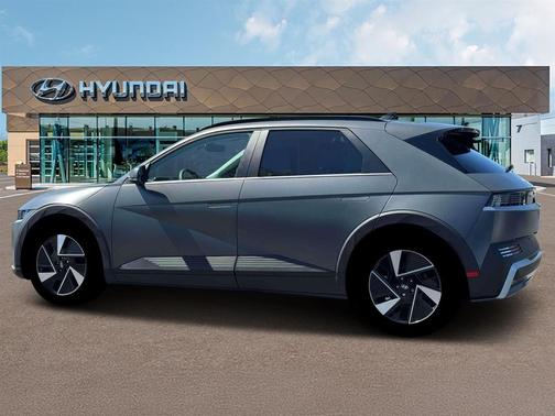 2025 Hyundai IONIQ 5 SEL