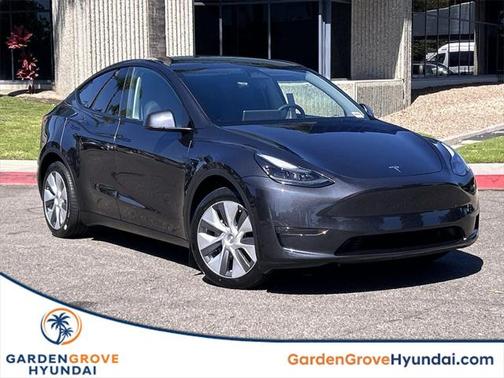 2024 Tesla Model Y Long Range Dual Motor All-Wheel Drive