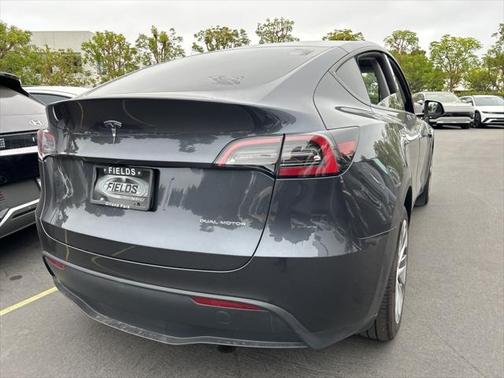 2024 Tesla Model Y Long Range Dual Motor All-Wheel Drive